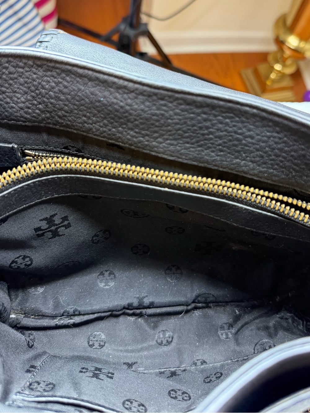 Tory Burch Black Pebbled Leather Chain-Shoulder Flap Bag - Picture 9 of 9